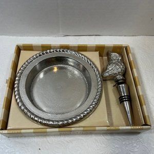 NEW Bombay 2-Piece Owl Wine Bottle Stopper & Coaster Set Nickel- Finish Gift Set